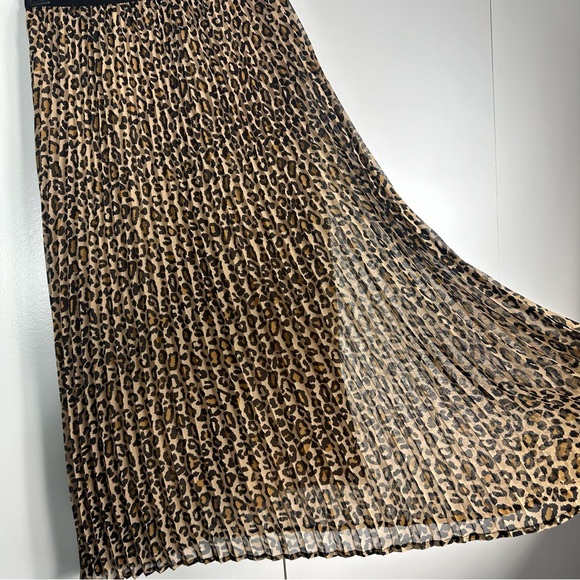 Good Heart leopard  pleated fabric  size S - Picture 6 of 13